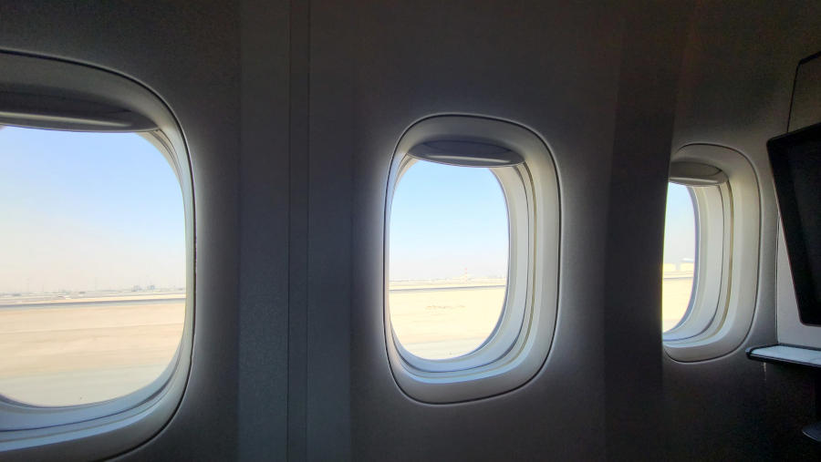 A Three-Window Seat - Qatar Airways Qsuites Doha Montreal Flight